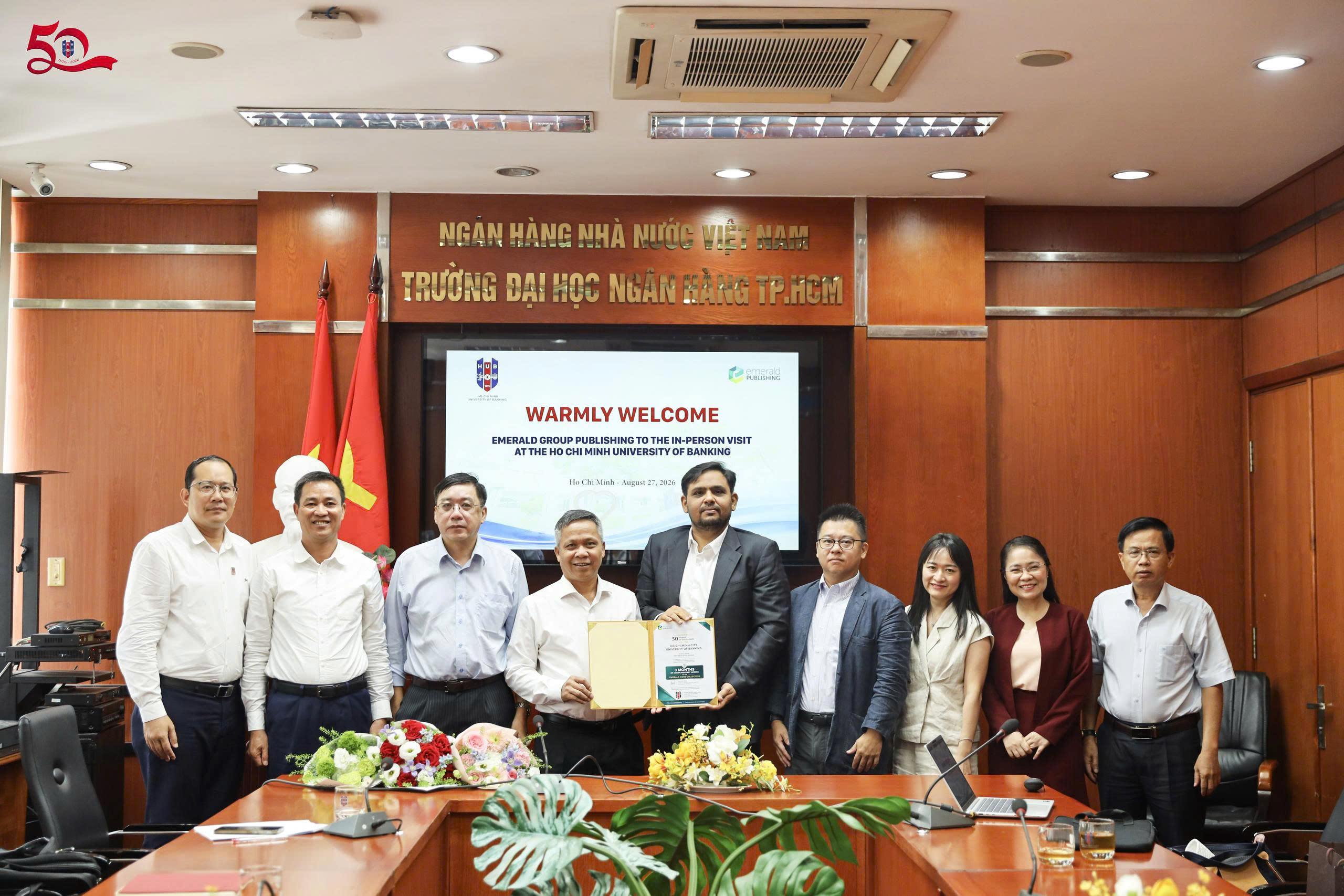 Trường Đại học Ngân hàng TP. Hồ Chí Minh làm việc với Emerald Group Publishing về hợp tác nghiên cứu, giảng dạy và xuất bản học thuật